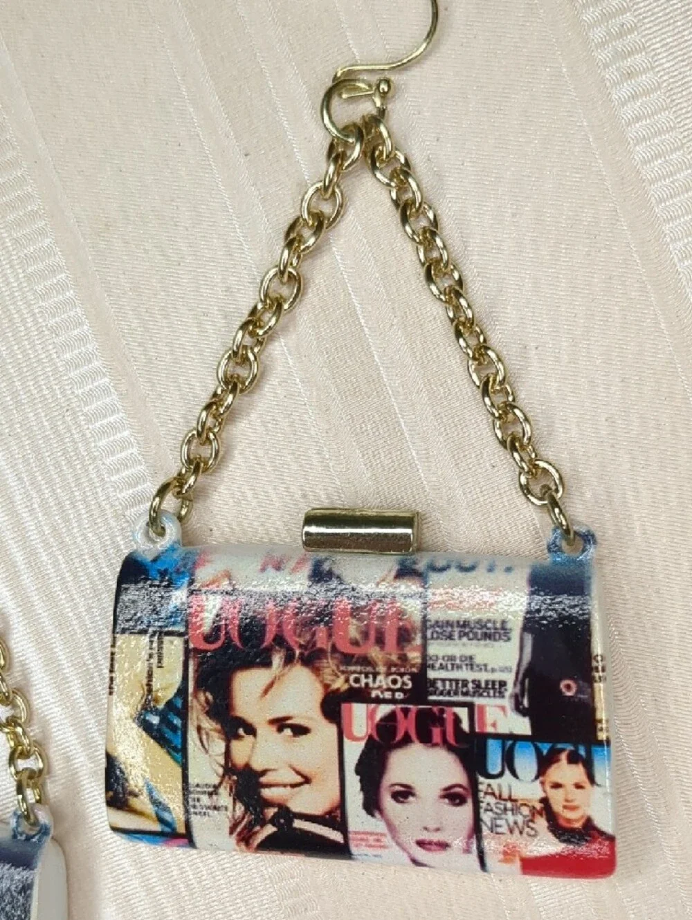 FR Vogue Magazine Mini Purse Drop Earrings CoverGirl Urban Fashion